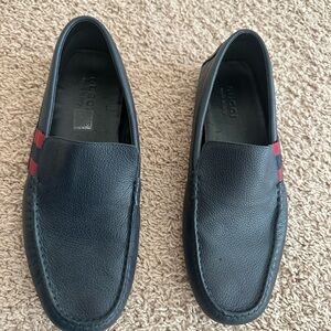 Gucci Men's Black Loafers with Red Accents
